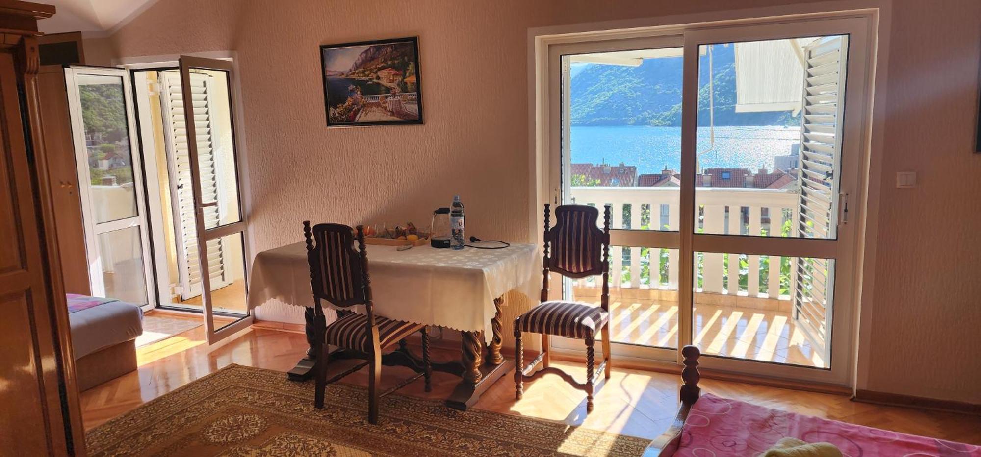 Lorena Rooms Risan Exterior foto
